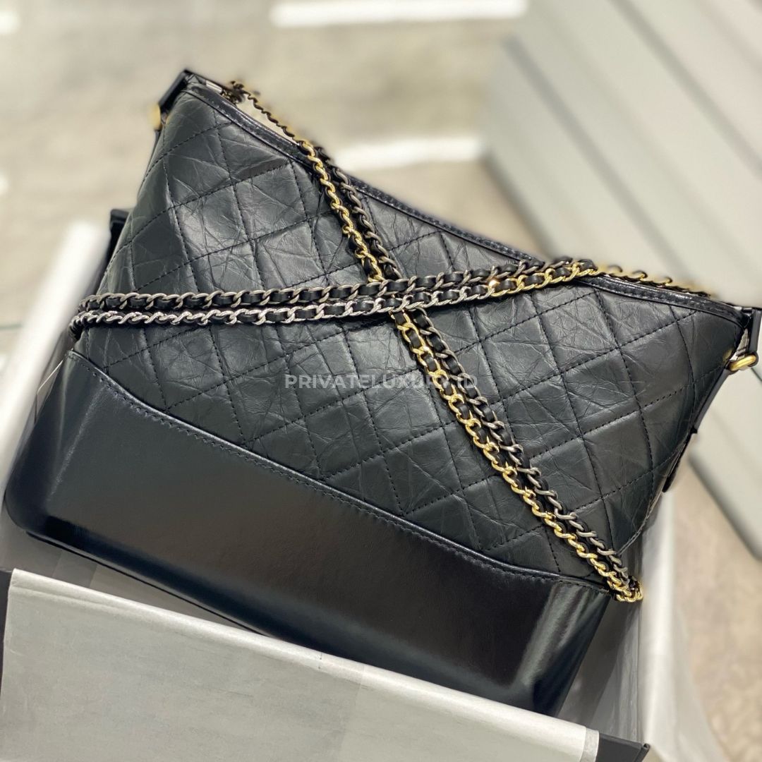 Medium Gabrielle Hobo Bag Black