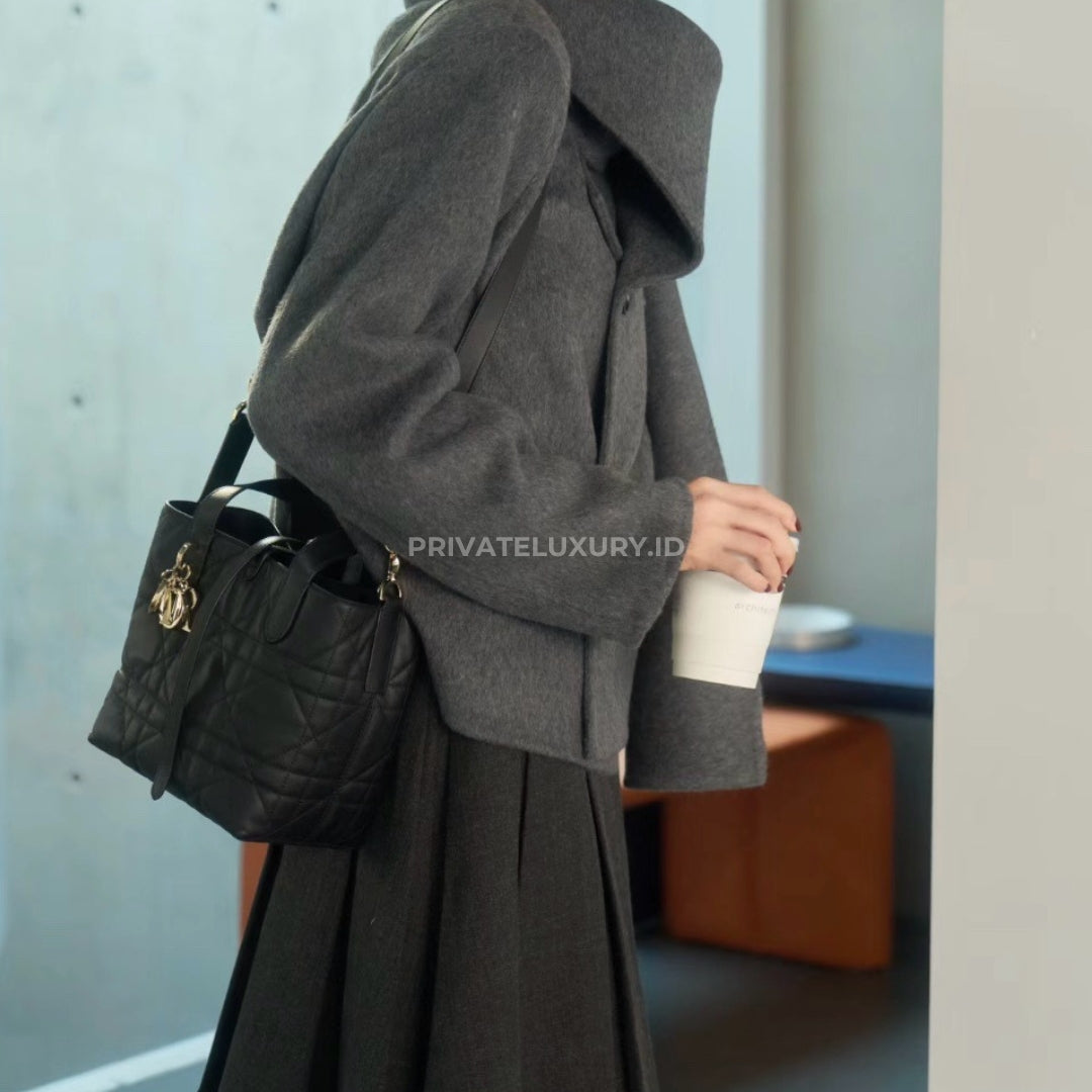Small Dior Toujours Vertical Tote Bag