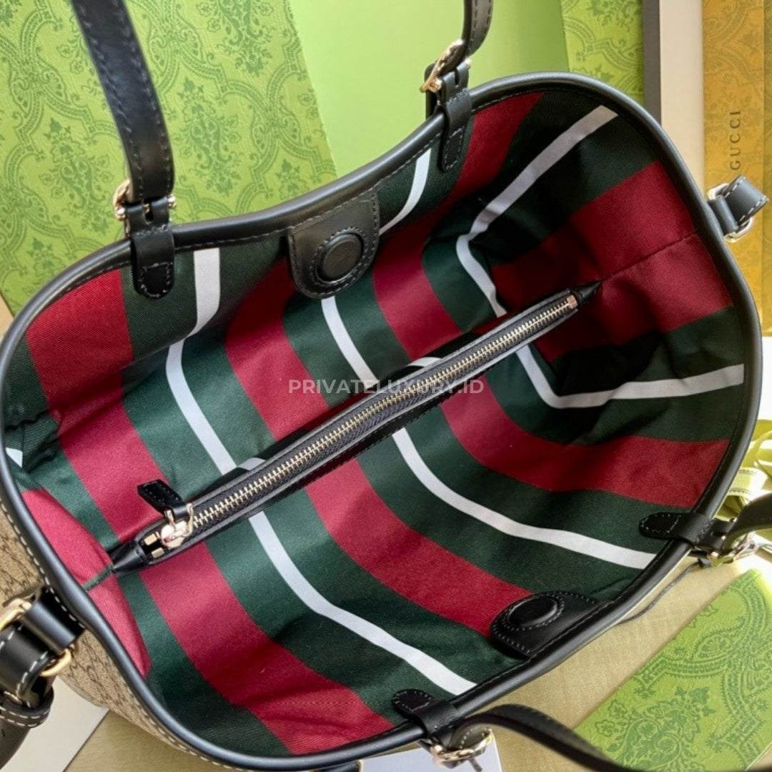 GG Emblem Medium Tote Bag