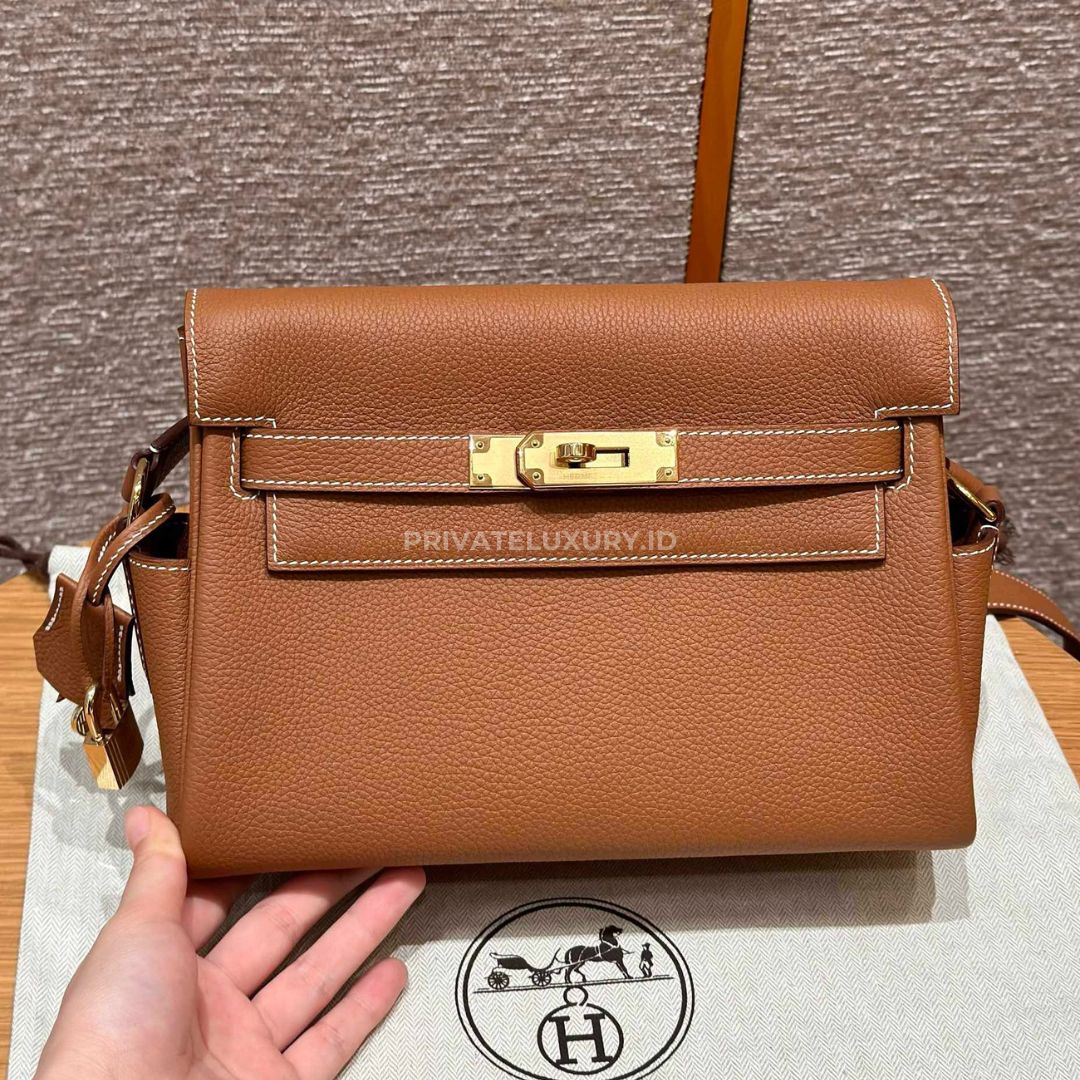 Kelly Messenger
