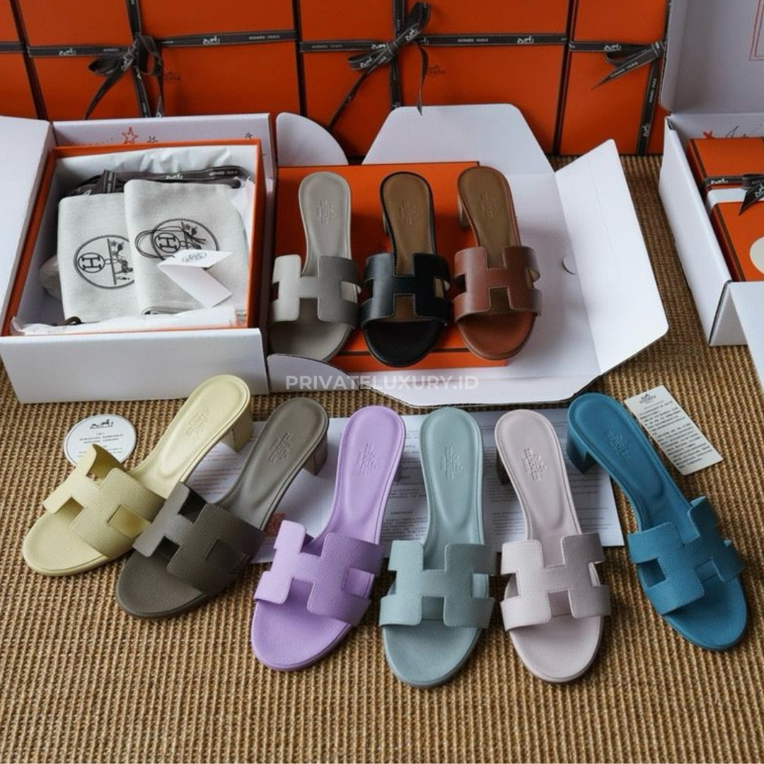 Oasis Sandal