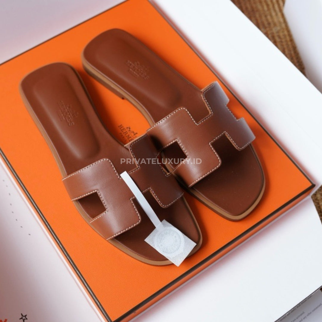 Oran Sandal