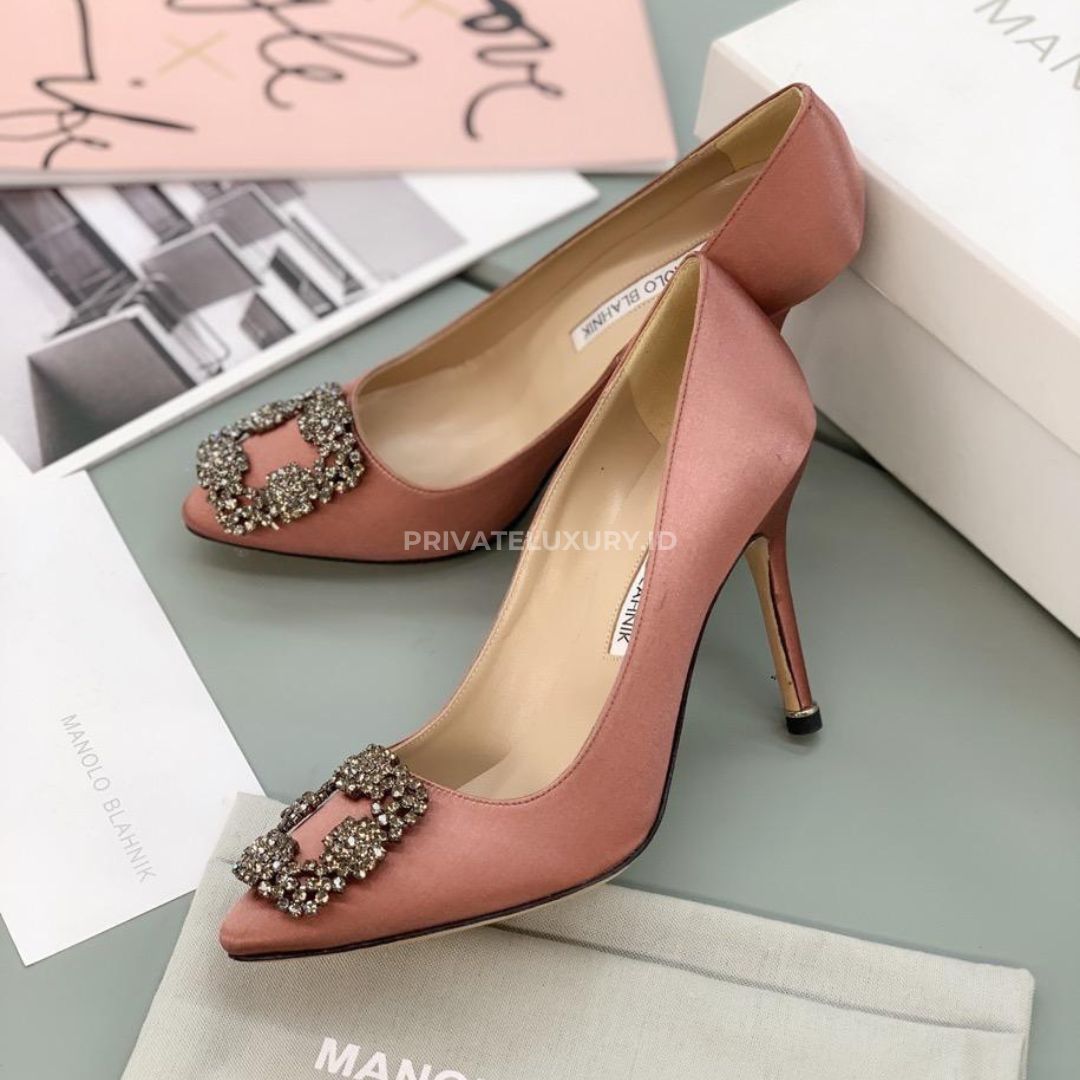 Hangisi 70 Satin Pumps