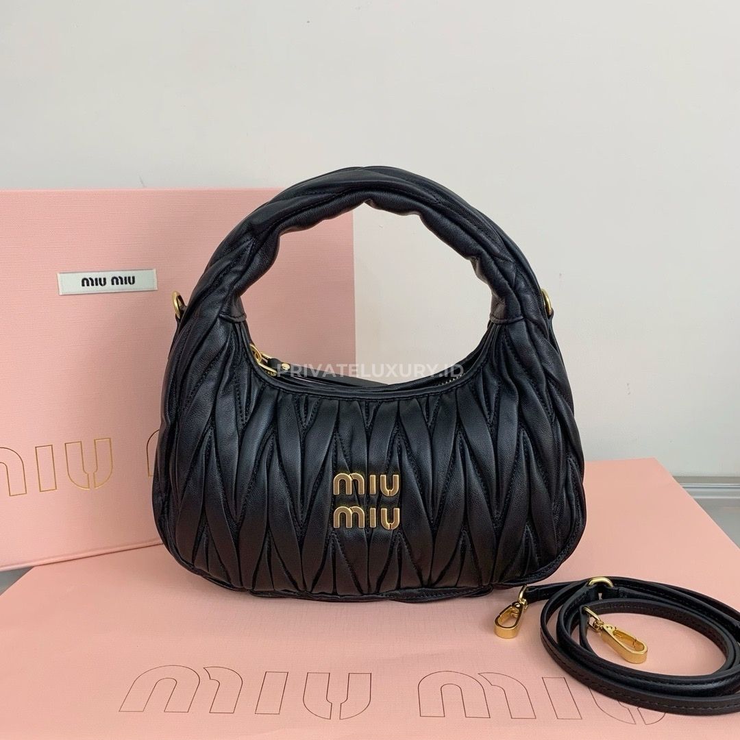 Wander Matelasse Hobo Bag