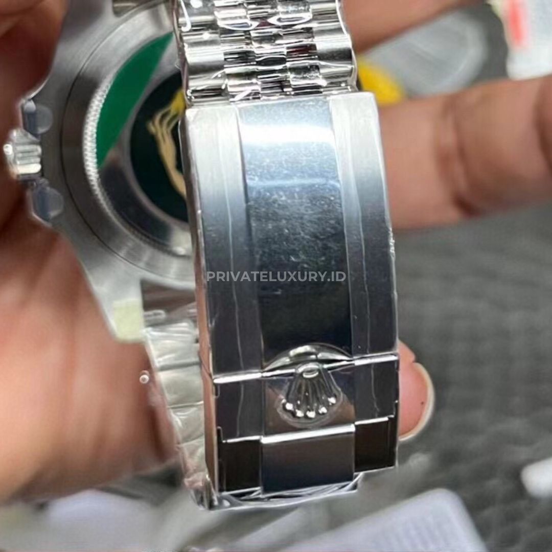 GMT Master II - 126710GRNR Bruce Wayne Jubilee