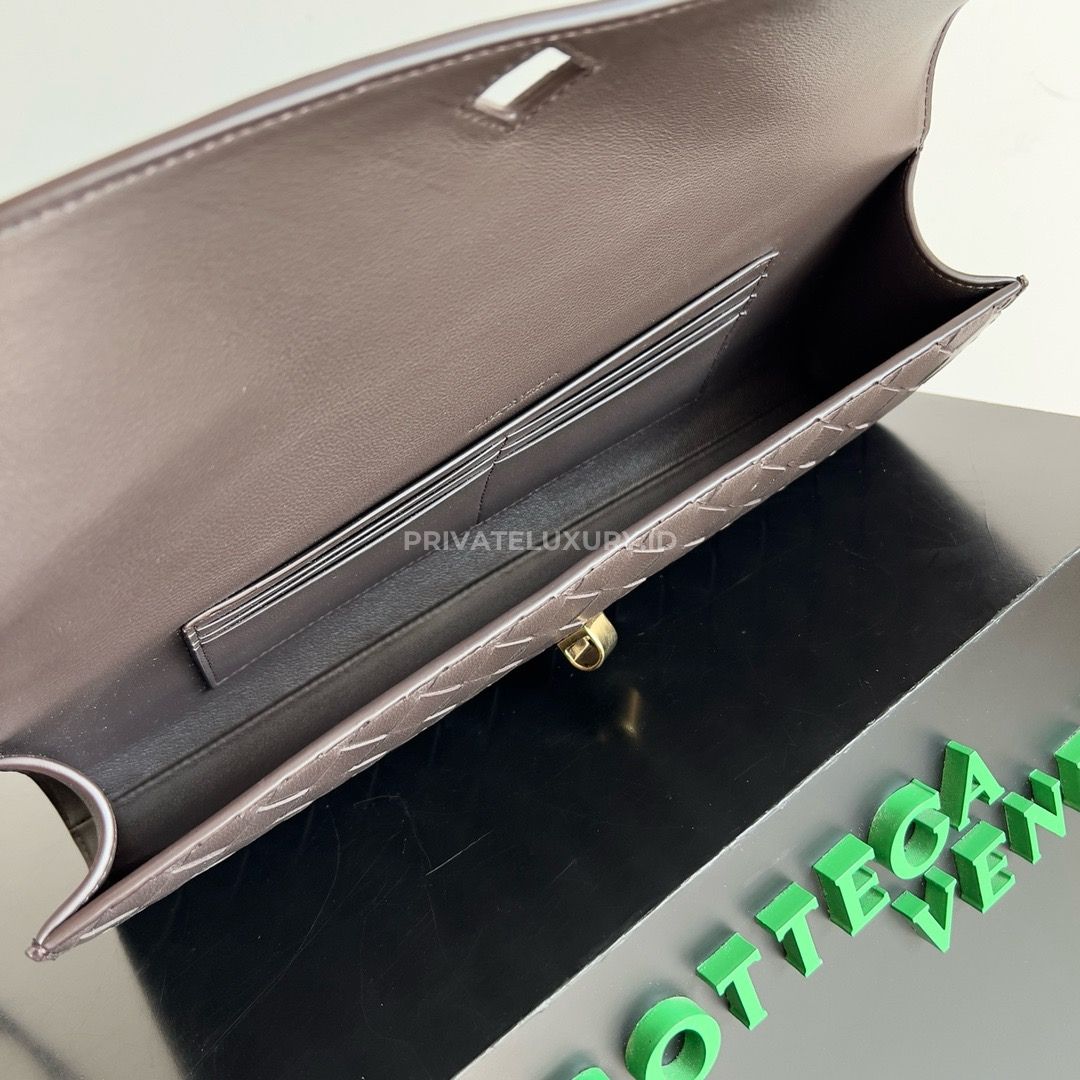 Andiamo Clutch