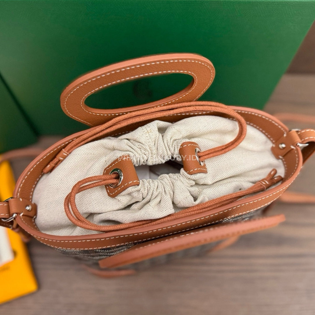Beluga Mini Bag