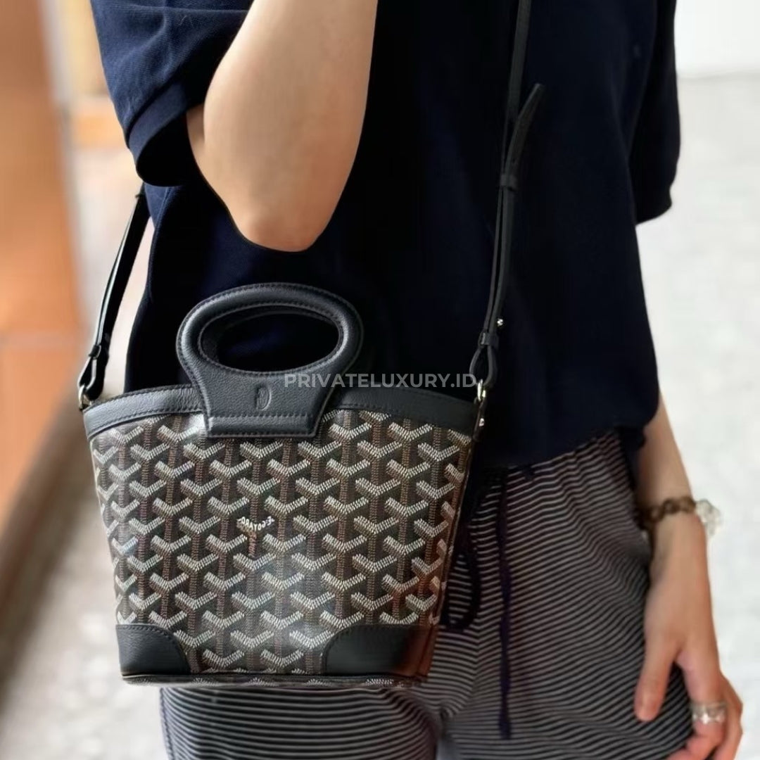 Beluga Mini Bag