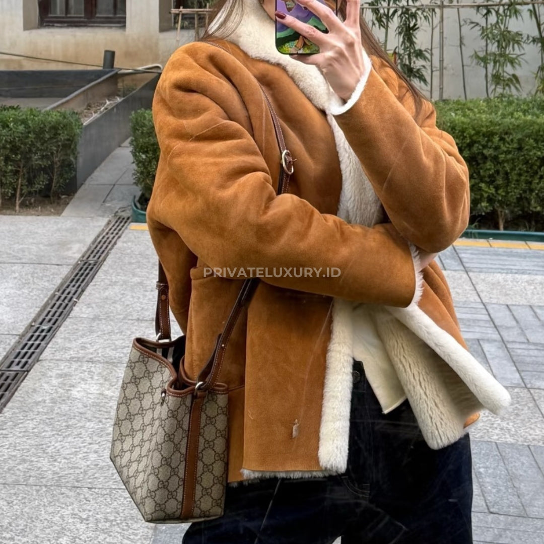 GG Emblem Small Bucket Bag