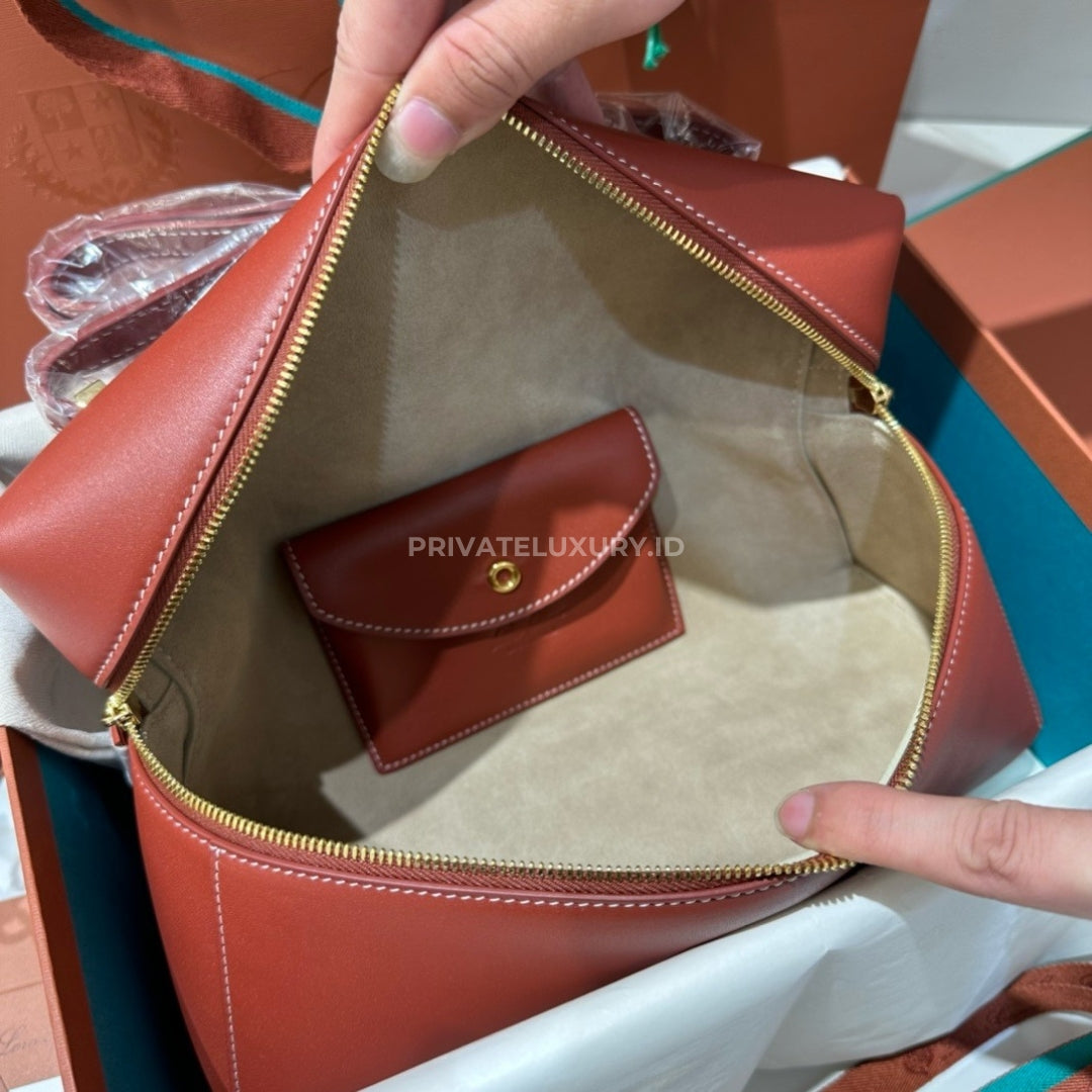 L27 Calfskin