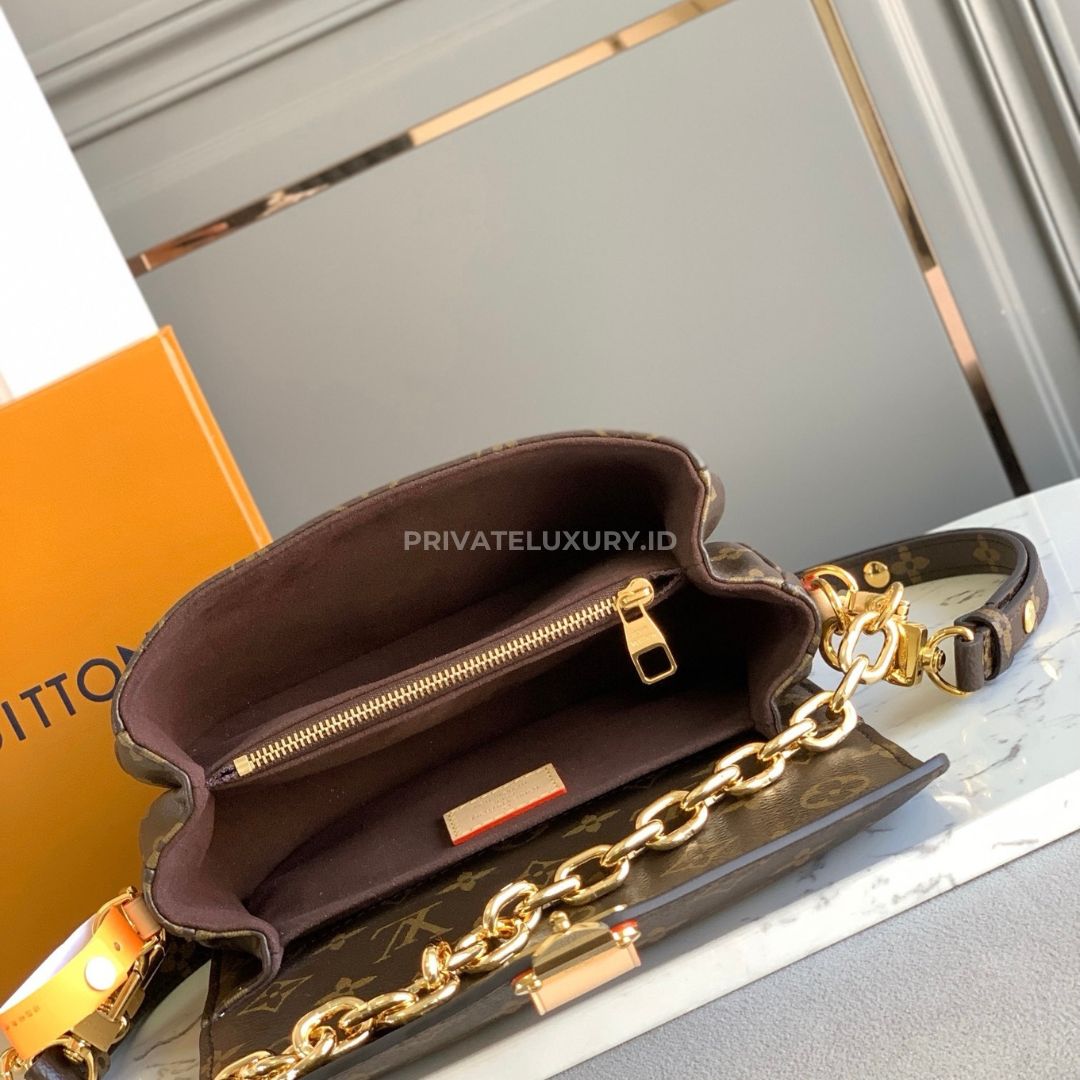 Pochette Metis East West