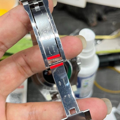 GMT Master II - 126710GRNR Bruce Wayne Jubilee