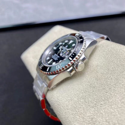 Submariner Date - 126610LN Black