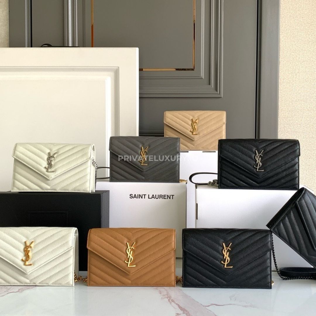 Cassandre Envelope Chain Wallet in Grain De Poudre Leather