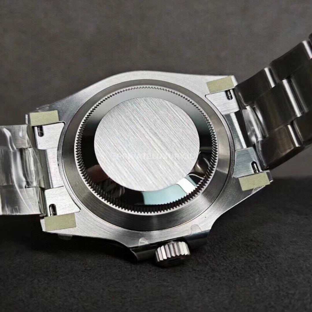 Submariner Date - 126610LV Starbucks